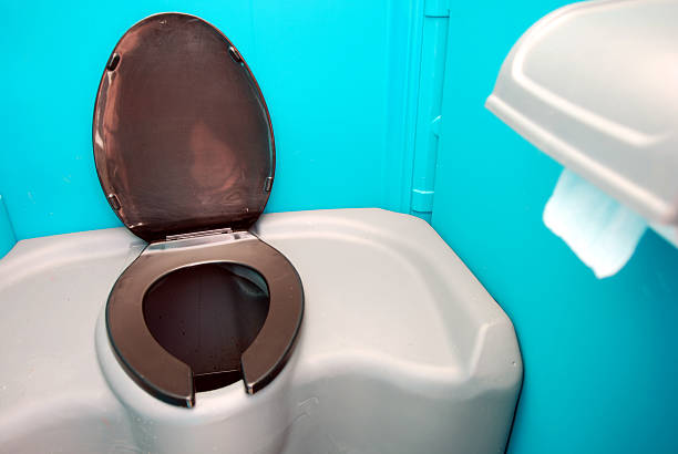 Best Portable toilet rental cost  in East Point, GA